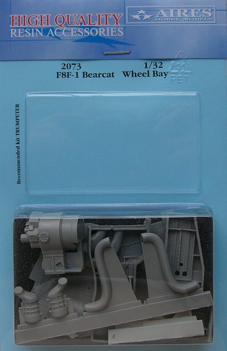1/32 F8F-1 Bearcat wheel bay  (TRUMP)